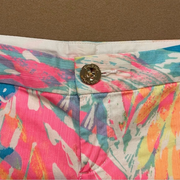 Lily Pulitzer Buttercup Watercolor Scalloped Hem Shorts Size 00 - Picture 4 of 11